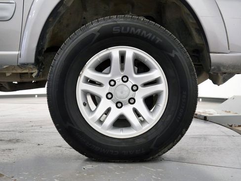 Used 2006 Toyota Tundra SR5 AWD/4WD image 32