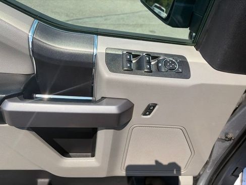 Used 2020 Ford F150 XLT AWD/4WD image 7