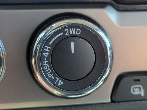 Used 2023 Toyota Tacoma SR5 w/ Technology Package AWD/4WD image 27