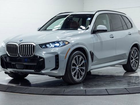 Certified 2024 BMW X5 xDrive40i w/ M Sport Package AWD/4WD image 6