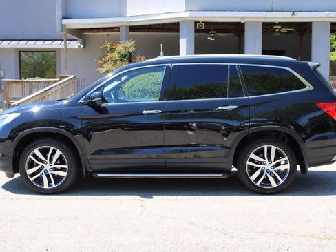 Used 2016 Honda Pilot Elite image 4