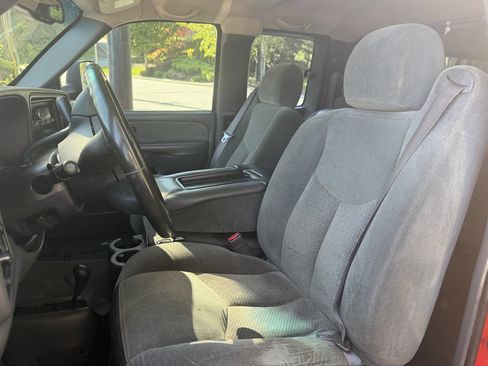 Used 2003 Chevrolet Silverado 2500 LS w/ Snow Plow Prep Package AWD/4WD image 6