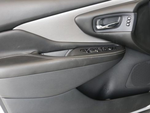 Used 2020 Nissan Murano SL w/ Moonroof Package AWD/4WD image 26