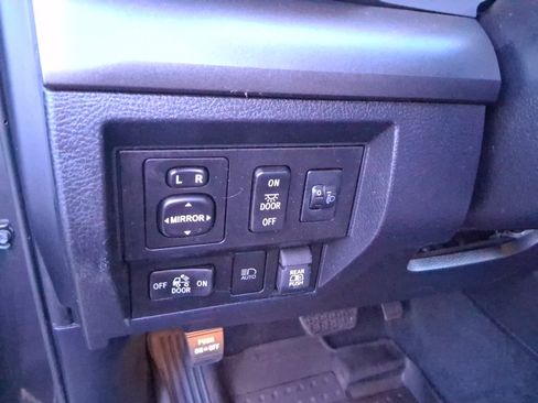 Used 2019 Toyota Tundra SR5 image 13