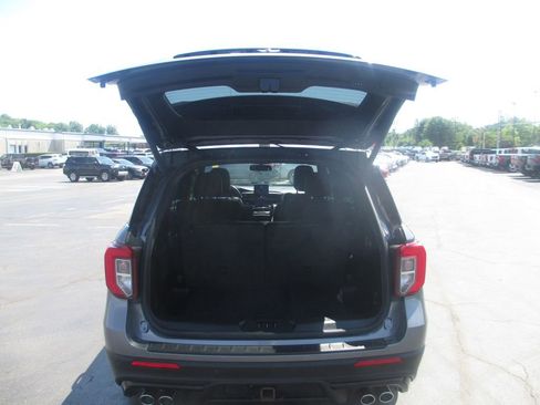 Used 2022 Ford Explorer ST w/ Equipment Group 401A AWD/4WD image 7
