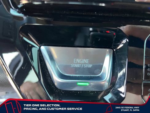 Used 2025 GMC Sierra 1500 AT4 w/ AT4 Premium Package AWD/4WD image 21