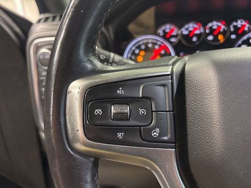 Used 2021 Chevrolet Silverado 1500 LT AWD/4WD image 19