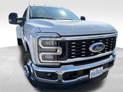 New 2026 Ford F350 Lariat w/ Lariat Ultimate Package AWD/4WD image 11