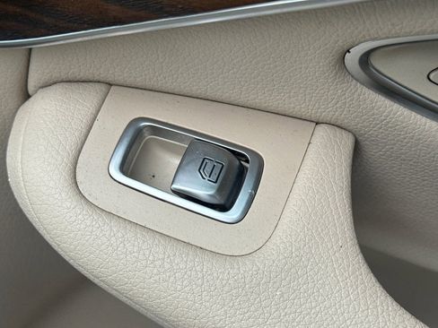 Used 2019 Mercedes-Benz GLC 300 4MATIC image 22