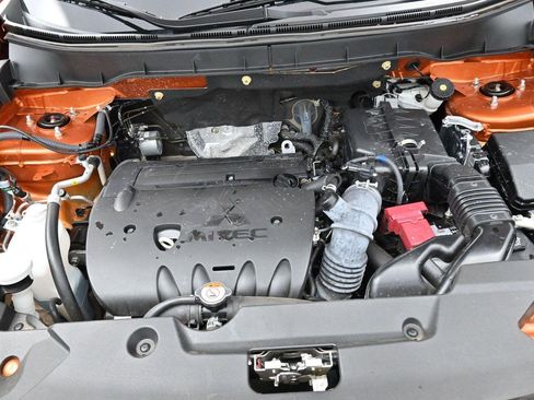 Used 2024 Mitsubishi Outlander Sport ES AWD/4WD image 32