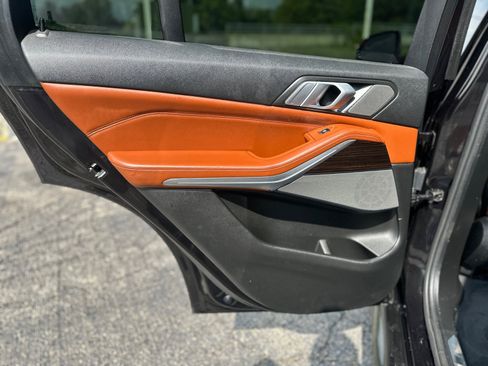 Used 2019 BMW X5 xDrive50i w/ M Sport Package AWD/4WD image 37