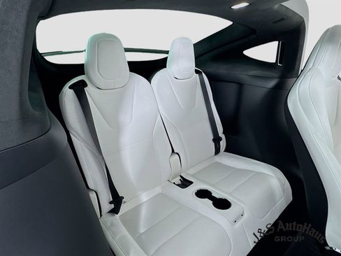 Used 2024 Tesla Model X image 34