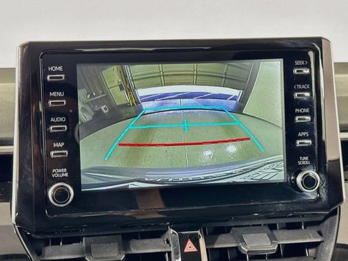 Used 2020 Toyota Corolla LE FWD image 22