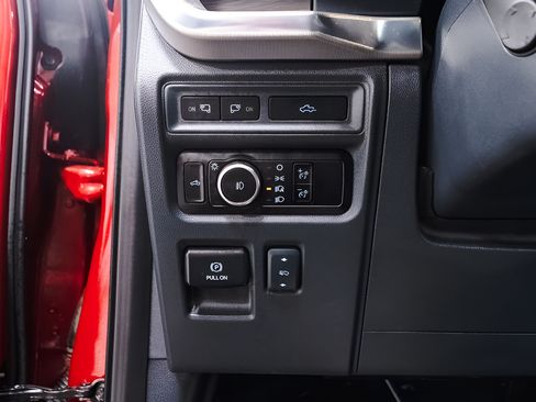 Used 2024 Ford F150 Lariat w/ Equipment Group 502A High AWD/4WD image 23