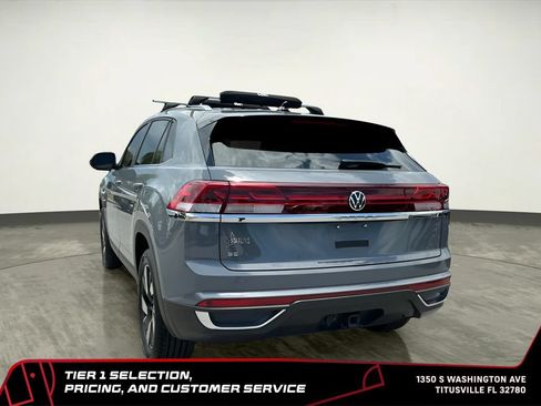 Used 2024 Volkswagen Atlas Cross Sport SE FWD image 8