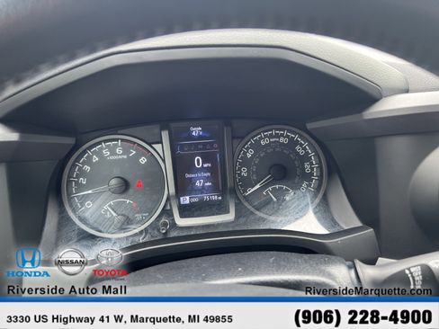 Used 2019 Toyota Tacoma TRD Sport image 16