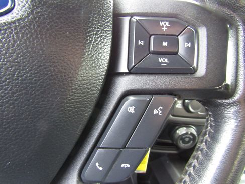 Used 2018 Ford F150 XLT w/ Equipment Group 302A Luxury image 25