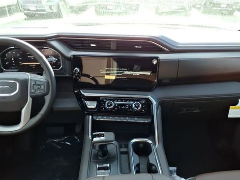 New 2026 GMC Sierra 1500 Denali w/ Denali Reserve Package AWD/4WD image 13