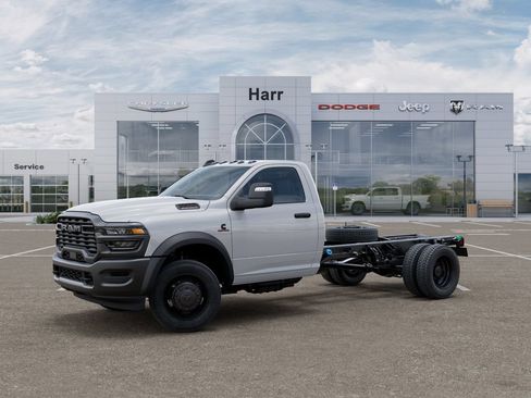 New 2026 RAM 5500 Tradesman AWD/4WD image 2