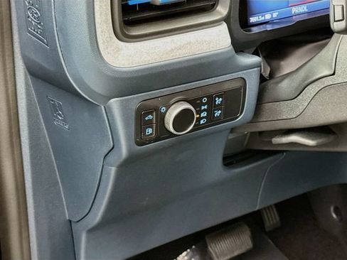 Used 2025 Ford Maverick XLT FWD image 10