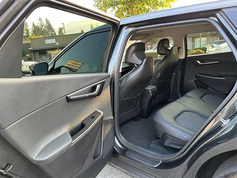 Used 2023 Kia EV6 Light image 17
