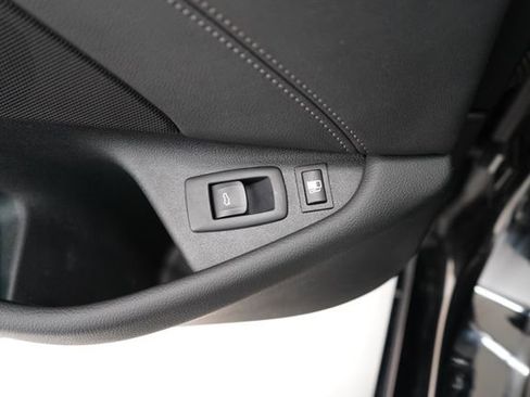 Used 2023 BMW 530e xDrive w/ Convenience Package image 29