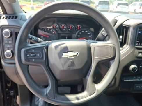 Used 2021 Chevrolet Silverado 1500 Custom AWD/4WD image 13