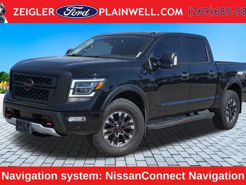 Used 2021 Nissan Titan PRO-4X w/ Pro-4x Convenience Package AWD/4WD image 1