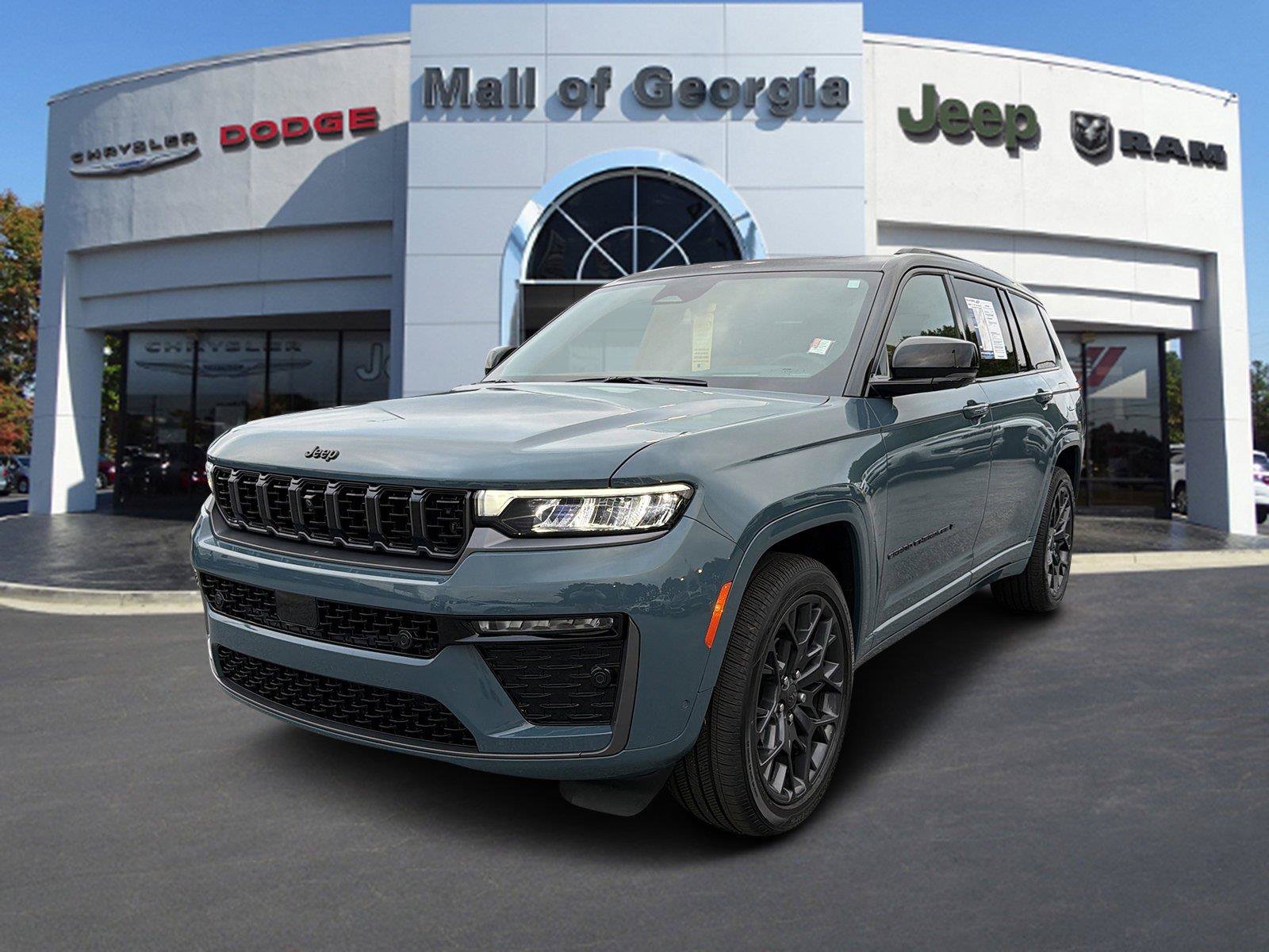 Used 2026 Jeep Grand Cherokee L Summit w/ Obsidian Package AWD/4WD image 1