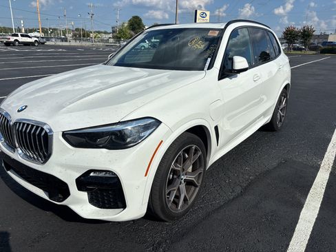 Used 2021 BMW X5 xDrive45e w/ M Sport Package AWD/4WD image 1