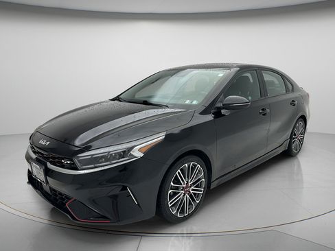 Used 2023 Kia Forte GT w/ GT2 Package FWD image 3