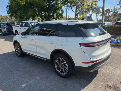 Used 2024 Lincoln Corsair FWD image 7