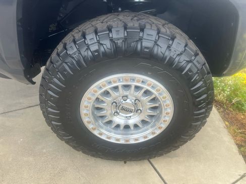 New 2025 Toyota Tacoma TRD Sport image 4