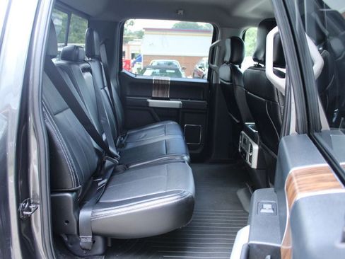 Used 2018 Ford F150 Lariat RWD image 30