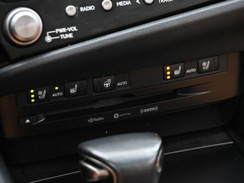 Used 2022 Lexus ES 350 w/ Premium Package image 21