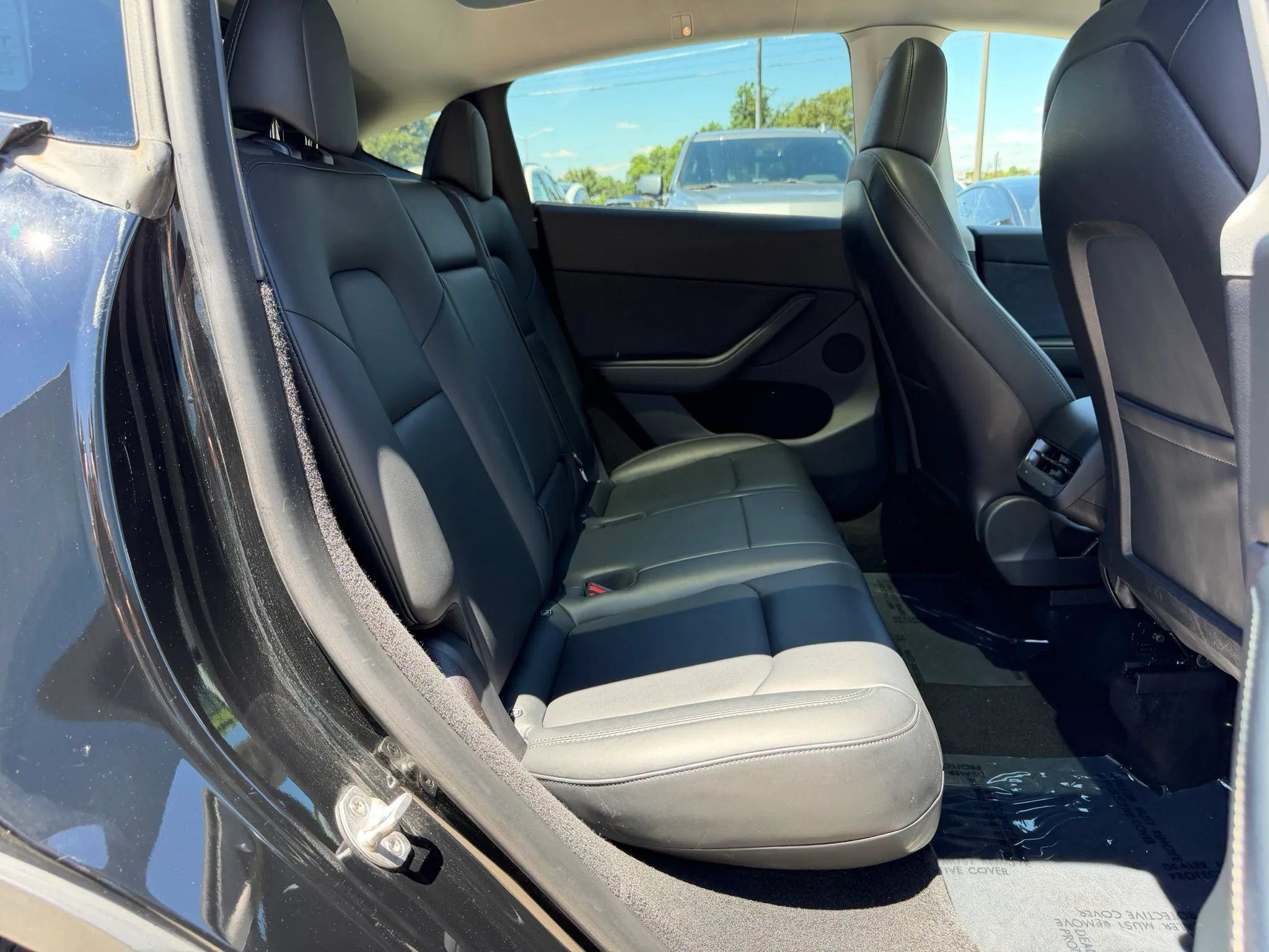 Used 2023 Tesla Model Y Long Range AWD/4WD image 16
