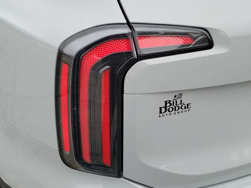 Used 2024 Kia Telluride SX Prestige X-Pro image 11