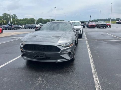 Used 2021 Ford Mustang Coupe RWD image 4