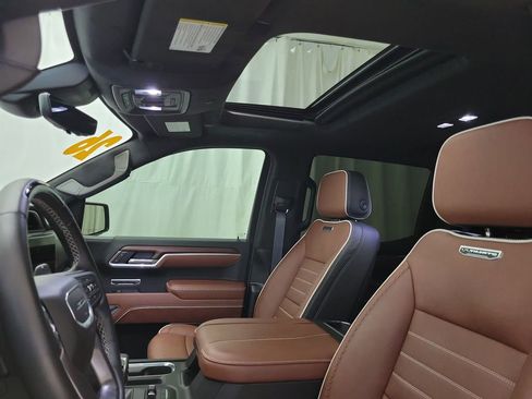 Certified 2026 GMC Sierra 1500 Denali Ultimate image 9