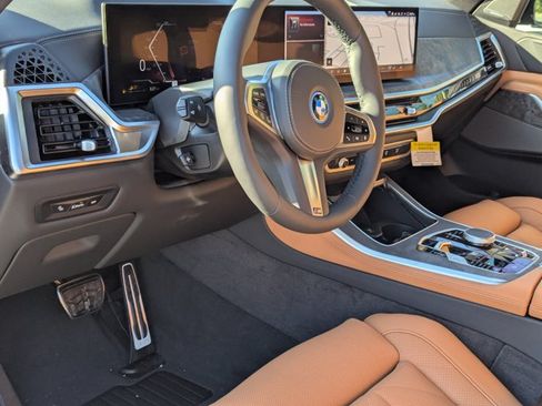 New 2026 BMW X5 xDrive50e w/ M Sport Package AWD/4WD image 3