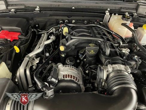 Used 2023 Jeep Gladiator Rubicon w/ Trailer Tow Package image 24