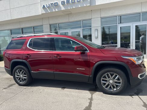Used 2017 GMC Acadia SLT AWD/4WD image 8