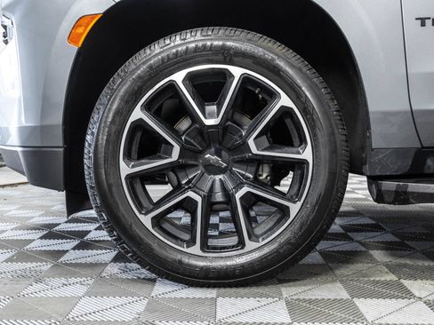 Used 2022 Chevrolet Tahoe RST w/ Luxury Package AWD/4WD image 50