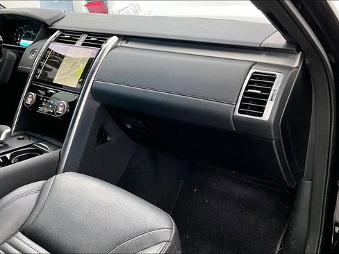 Used 2022 Land Rover Discovery S R-Dynamic image 21