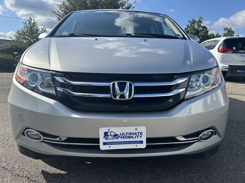 Used 2015 Honda Odyssey Touring Elite image 15