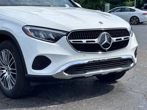 Used 2026 Mercedes-Benz GLC 300 4MATIC image 2
