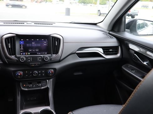 Certified 2023 GMC Terrain AT4 image 13