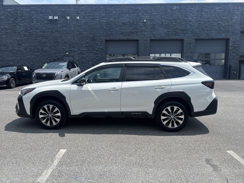 Used 2024 Subaru Outback Limited AWD/4WD image 15