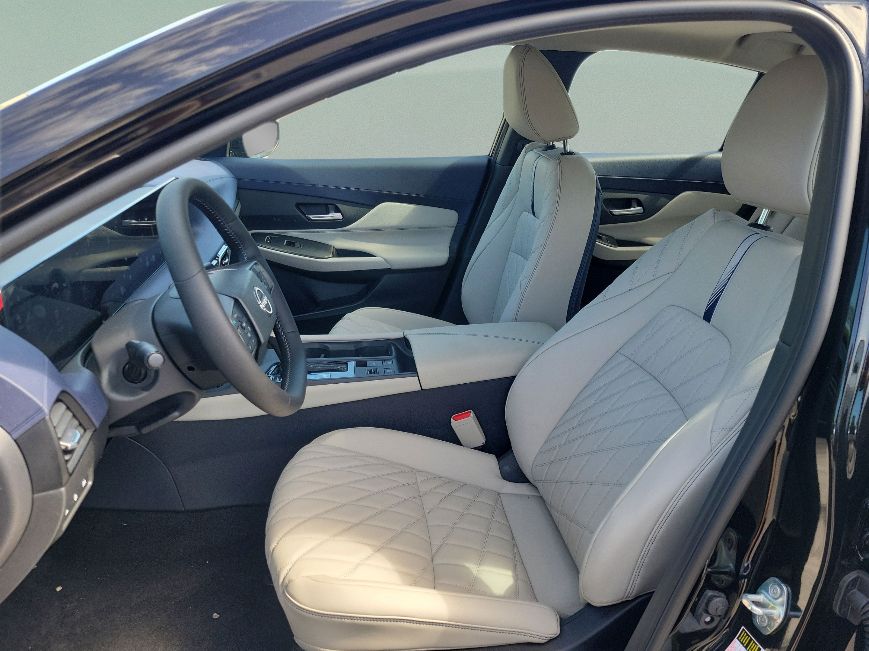 New 2026 Nissan Sentra SL w/ Floor Mat Package FWD image 17