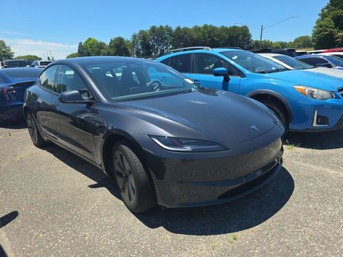 Used 2025 Tesla Model 3 Long Range RWD image 2